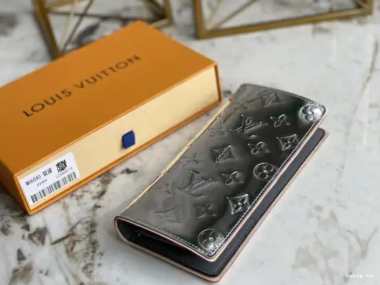 VUITTON LOUIS BRAZZA WALLET 0426